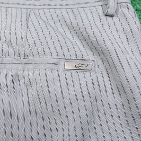 GREG NORMAN FOR TASSO ELBA GREY STRIPED GOLF SHORTS MENS SIZE 38 POLYESTER - Picture 5 of 6